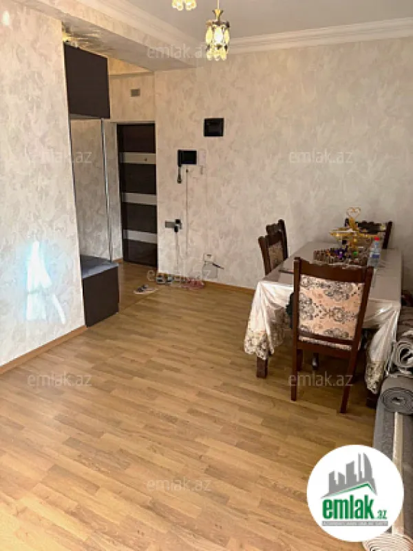 Satılır 2 otaqlı yeni tikili 75 m²