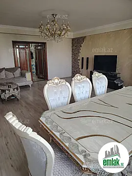 Satılır 3 otaqlı köhnə tikili 120 m² — Bakı 3 otaq 120.00 m²