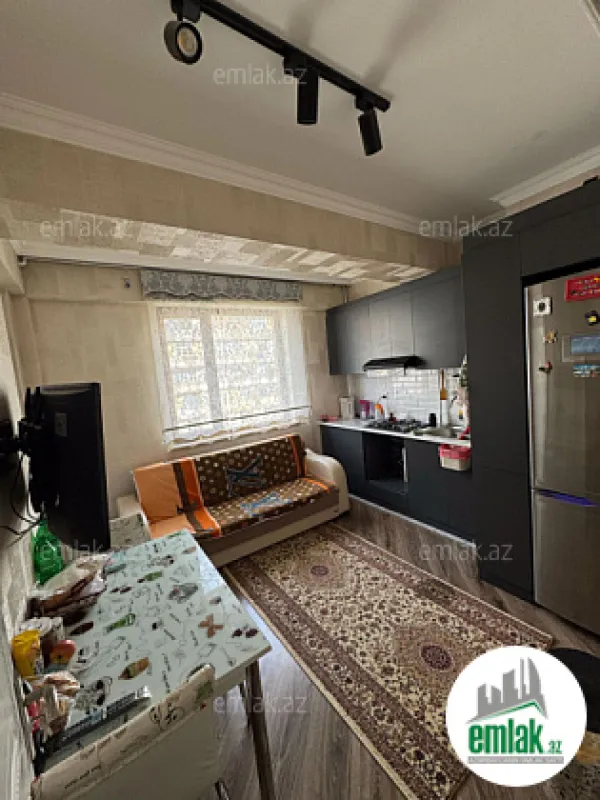 Satılır 3 otaqlı yeni tikili 100 m²