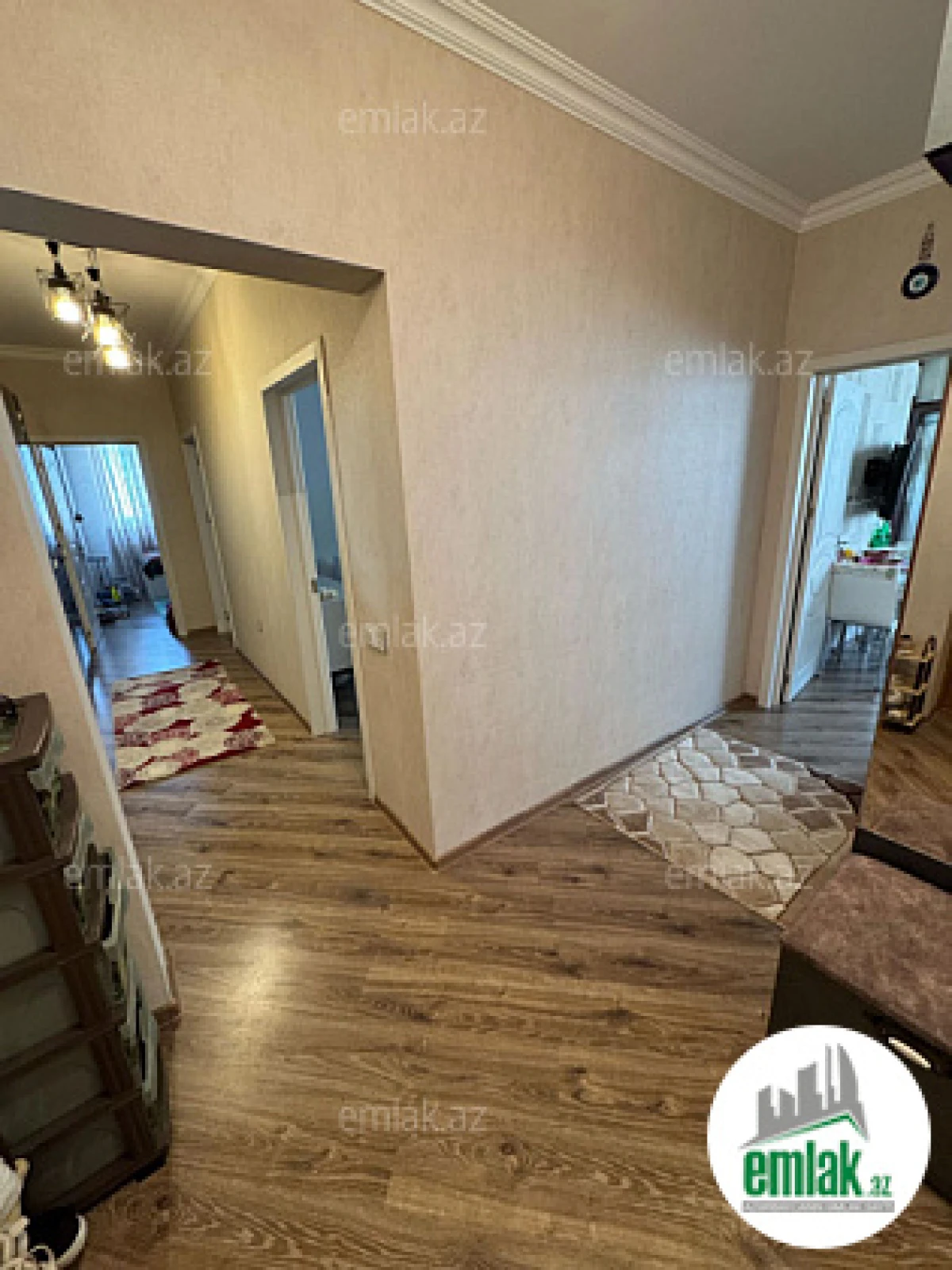 Satılır 3 otaqlı yeni tikili 100 m²