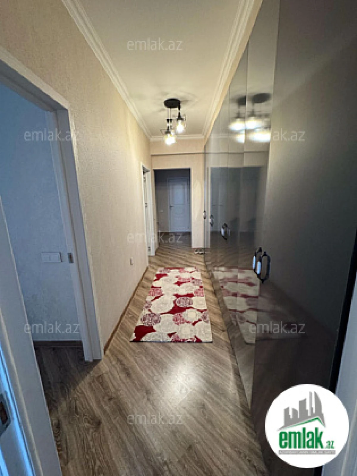 Satılır 3 otaqlı yeni tikili 100 m²