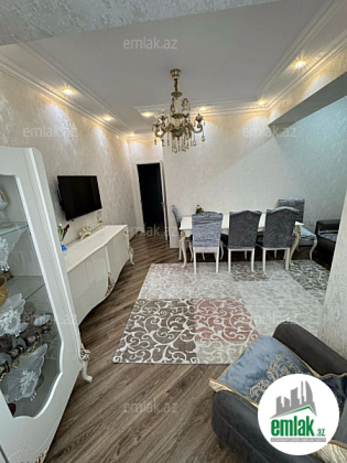 Satılır 3 otaqlı yeni tikili 100 m²