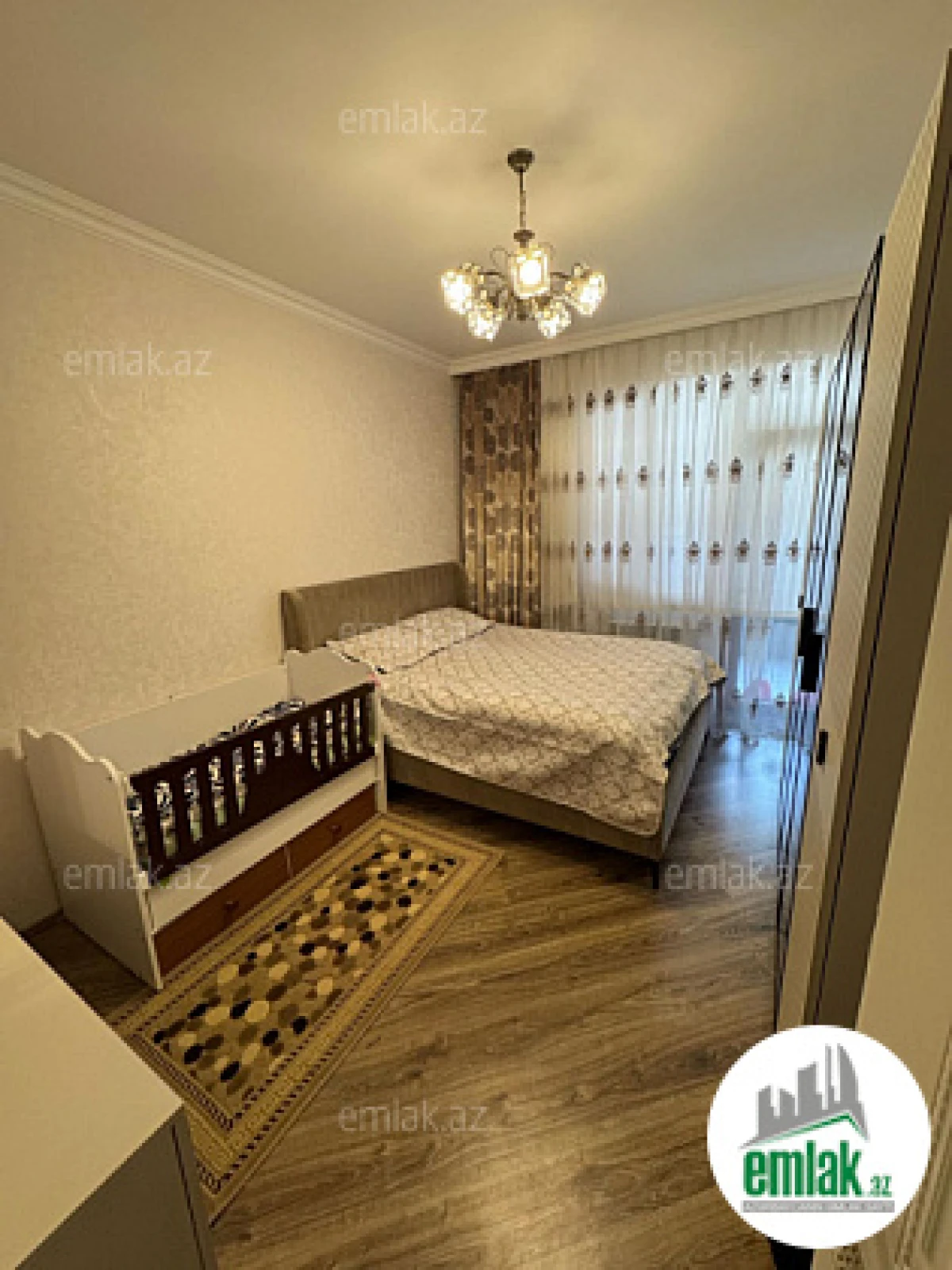 Satılır 3 otaqlı yeni tikili 100 m²