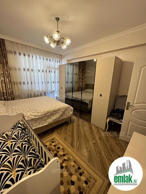 Satılır 3 otaqlı yeni tikili 100 m²