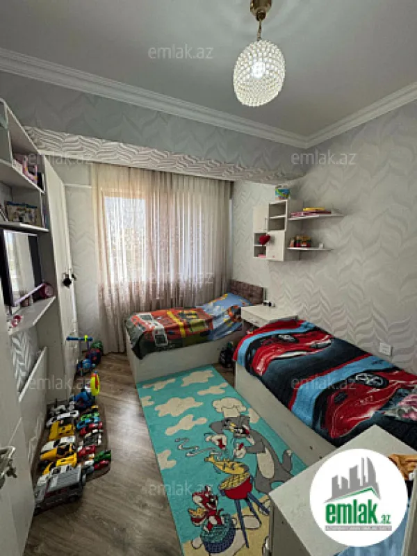 Satılır 3 otaqlı yeni tikili 100 m²