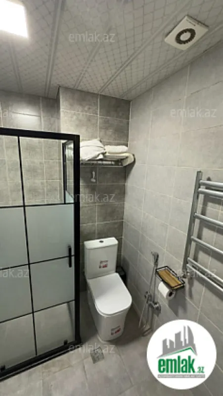 Satılır 3 otaqlı yeni tikili 130 m²