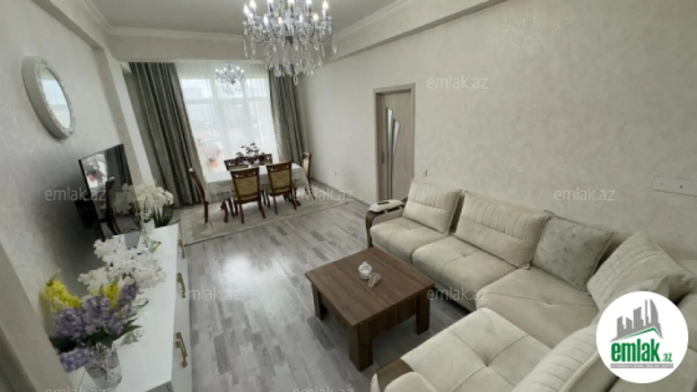 Satılır 3 otaqlı yeni tikili 130 m²