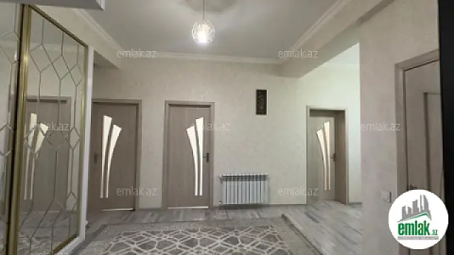 Satılır 3 otaqlı yeni tikili 130 m²