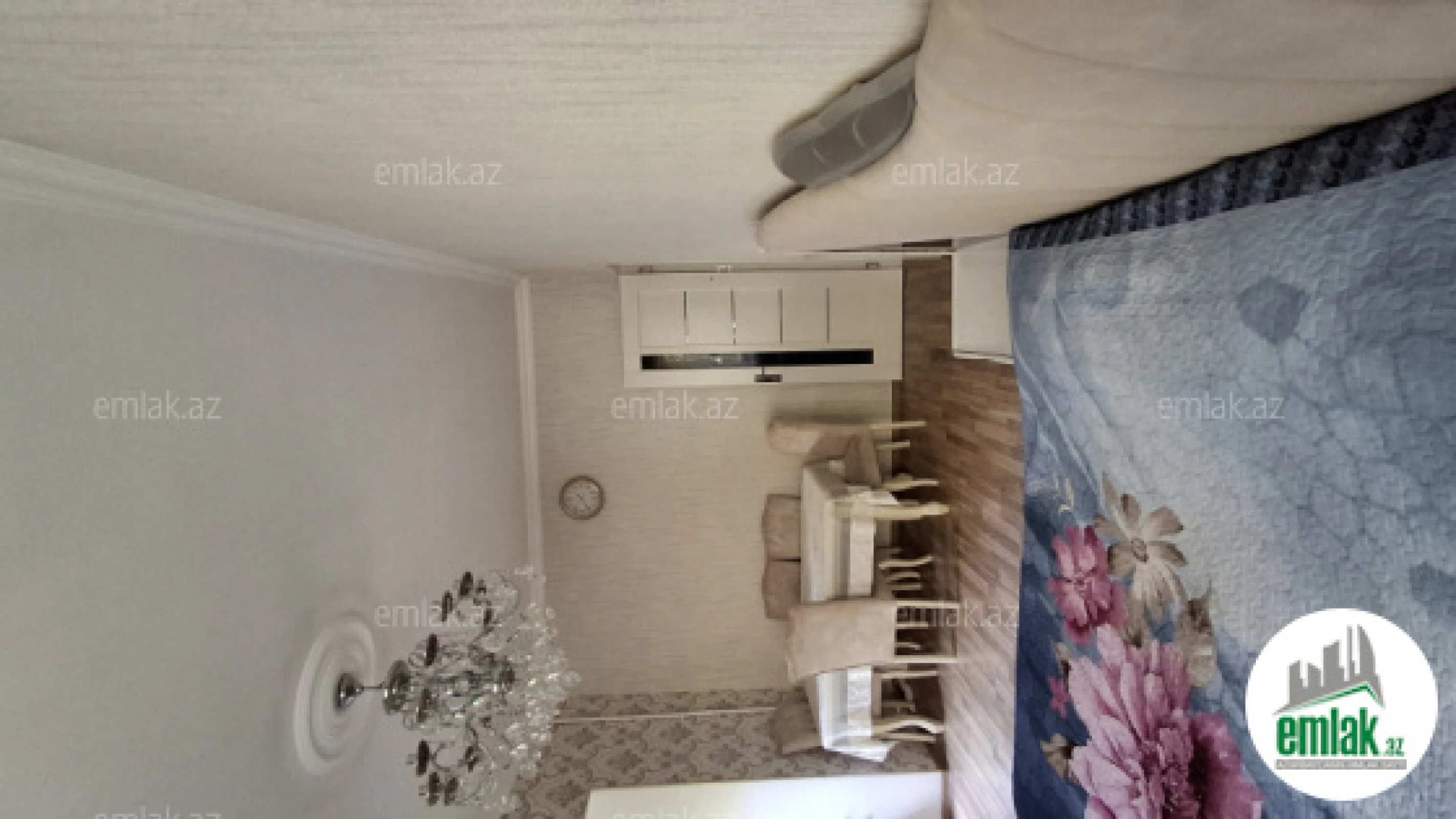 Satılır 2 otaqlı köhnə tikili 65 m²