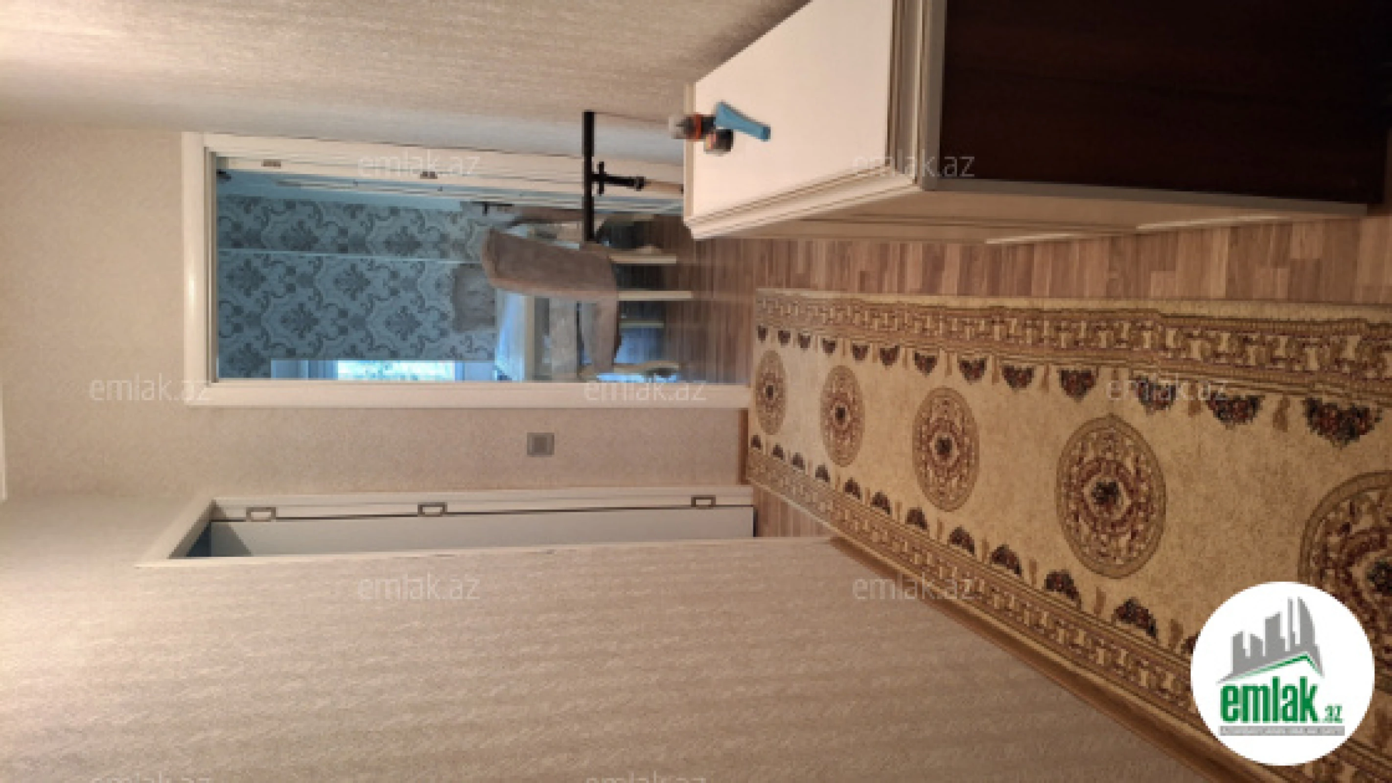 Satılır 2 otaqlı köhnə tikili 65 m²