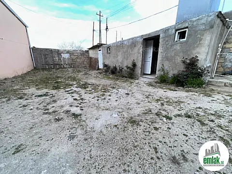 Satılır 3 otaqlı həyət evi 65 m²