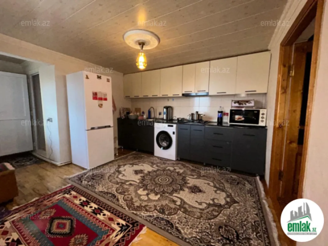 Satılır 3 otaqlı həyət evi 65 m²