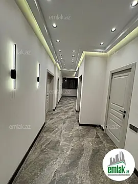 Satılır 3 otaqlı yeni tikili 135 m²