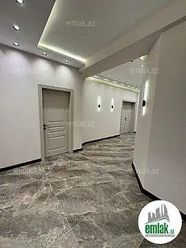 Satılır 3 otaqlı yeni tikili 135 m²