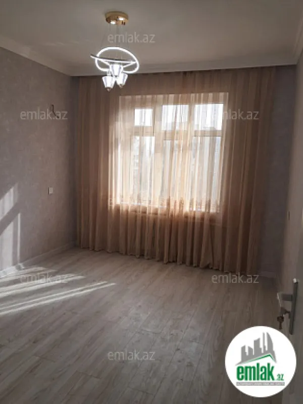 Satılır 3 otaqlı köhnə tikili 90 m²