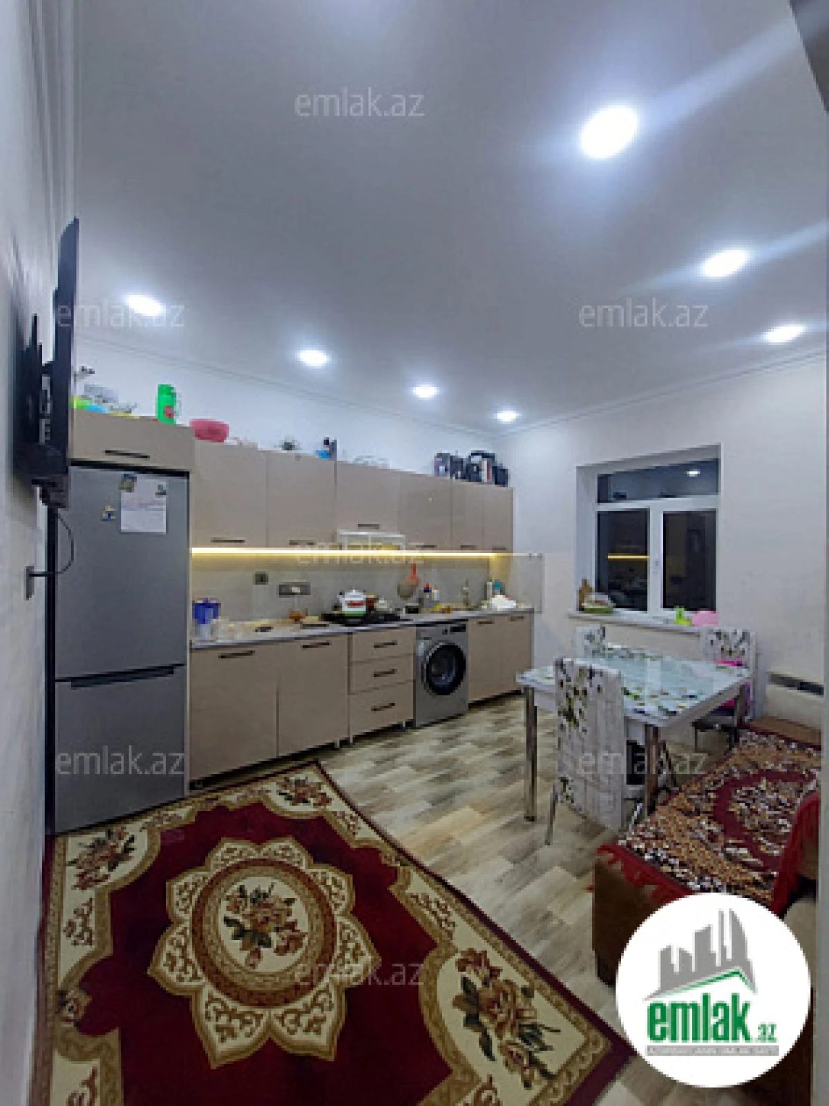 Satılır 3 otaqlı yeni tikili 150 m²