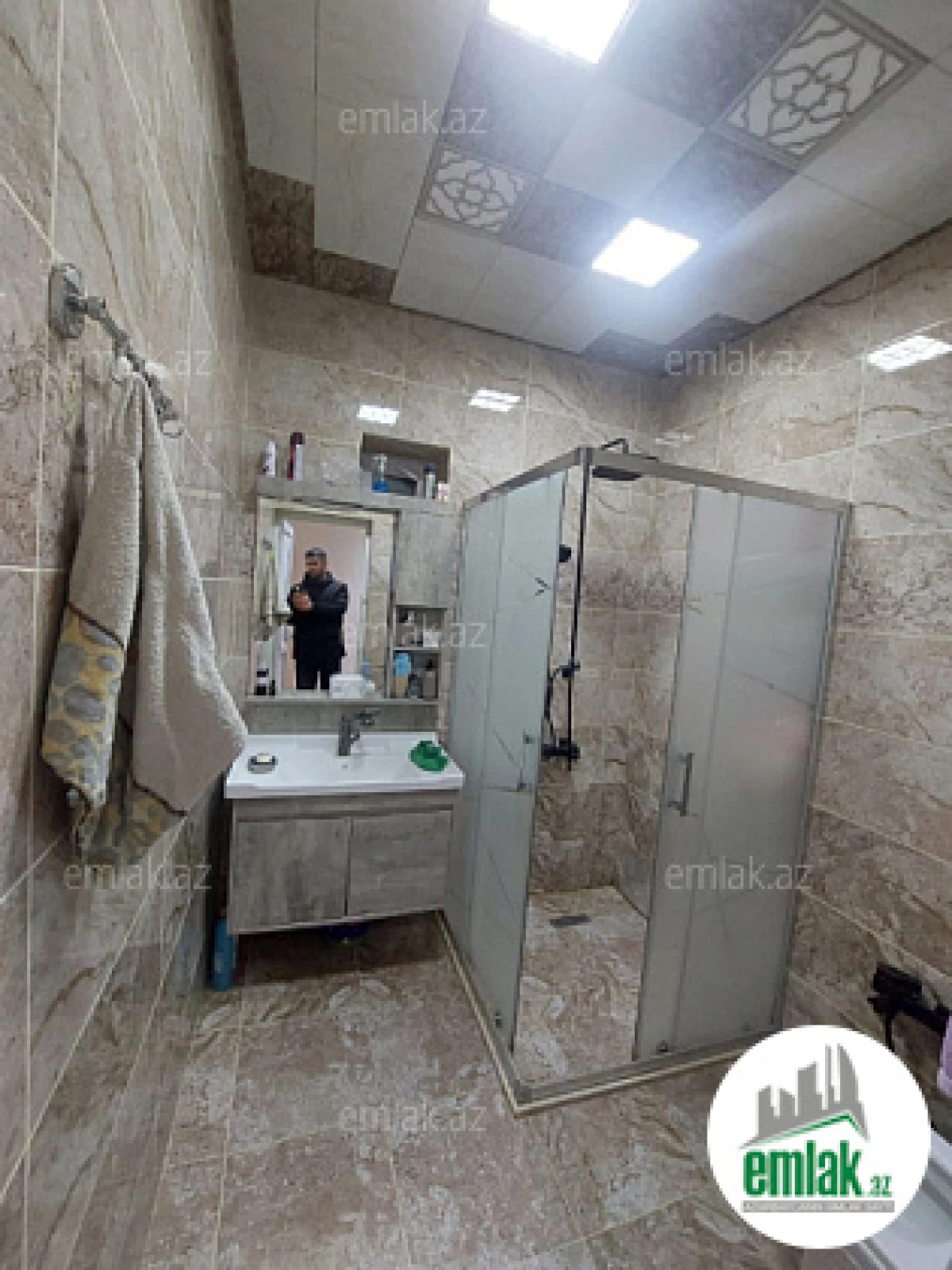 Satılır 3 otaqlı yeni tikili 150 m²