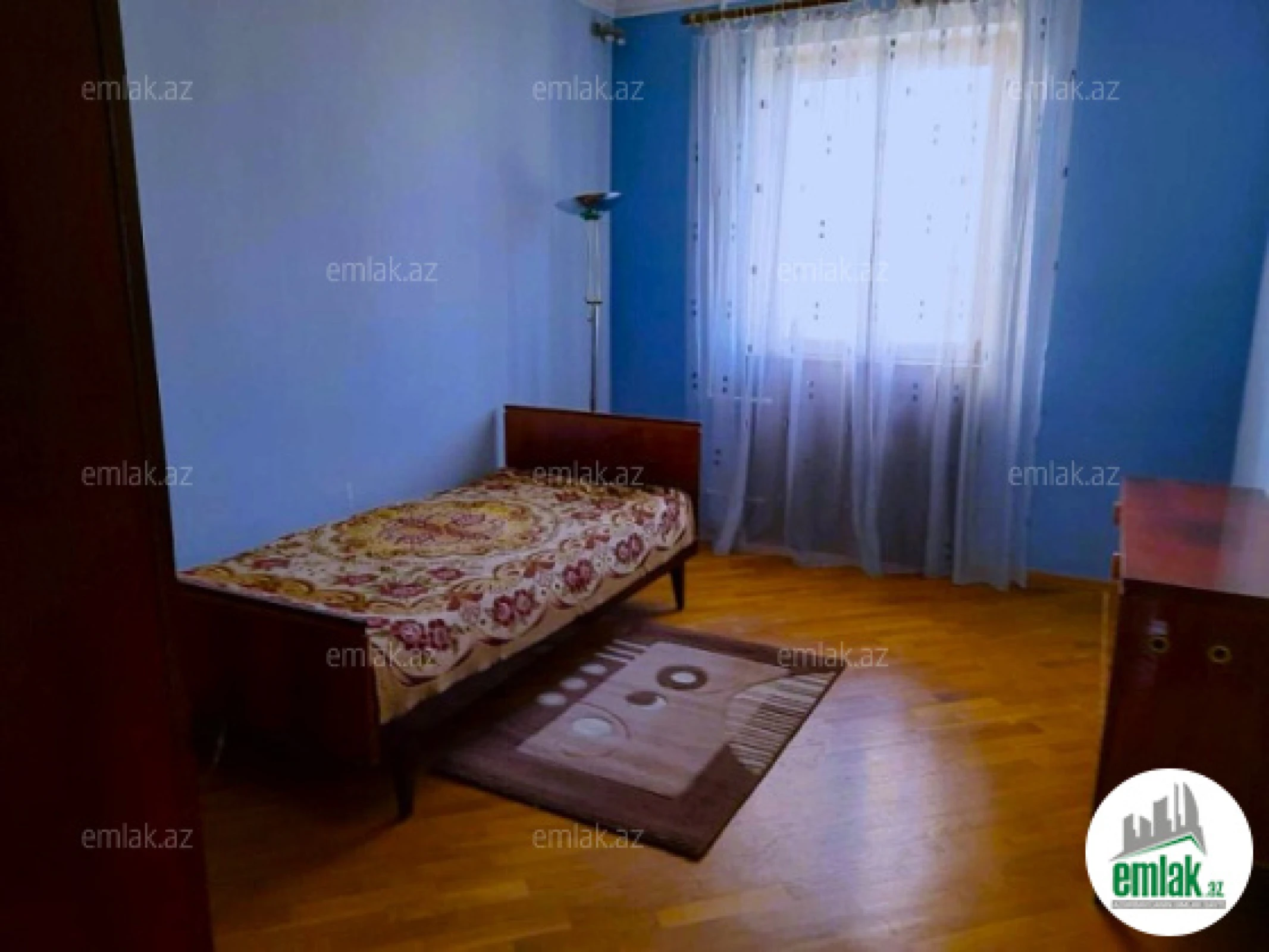 Satılır 3 otaqlı köhnə tikili 70 m²
