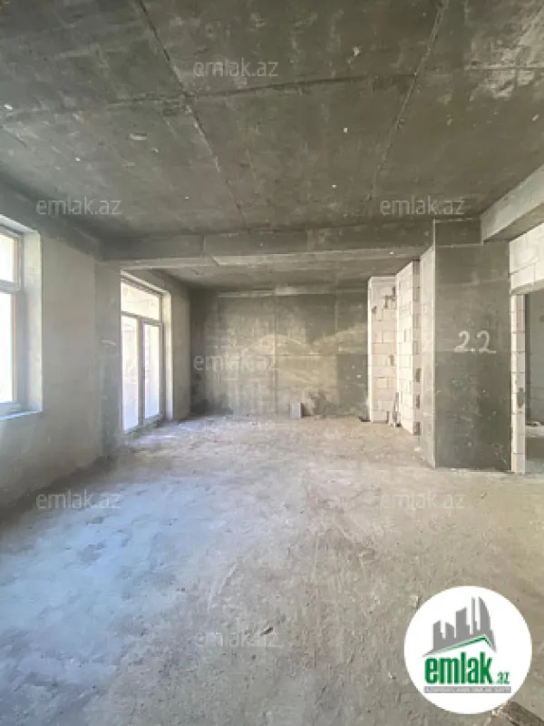 Satılır 4 otaqlı yeni tikili 215 m²