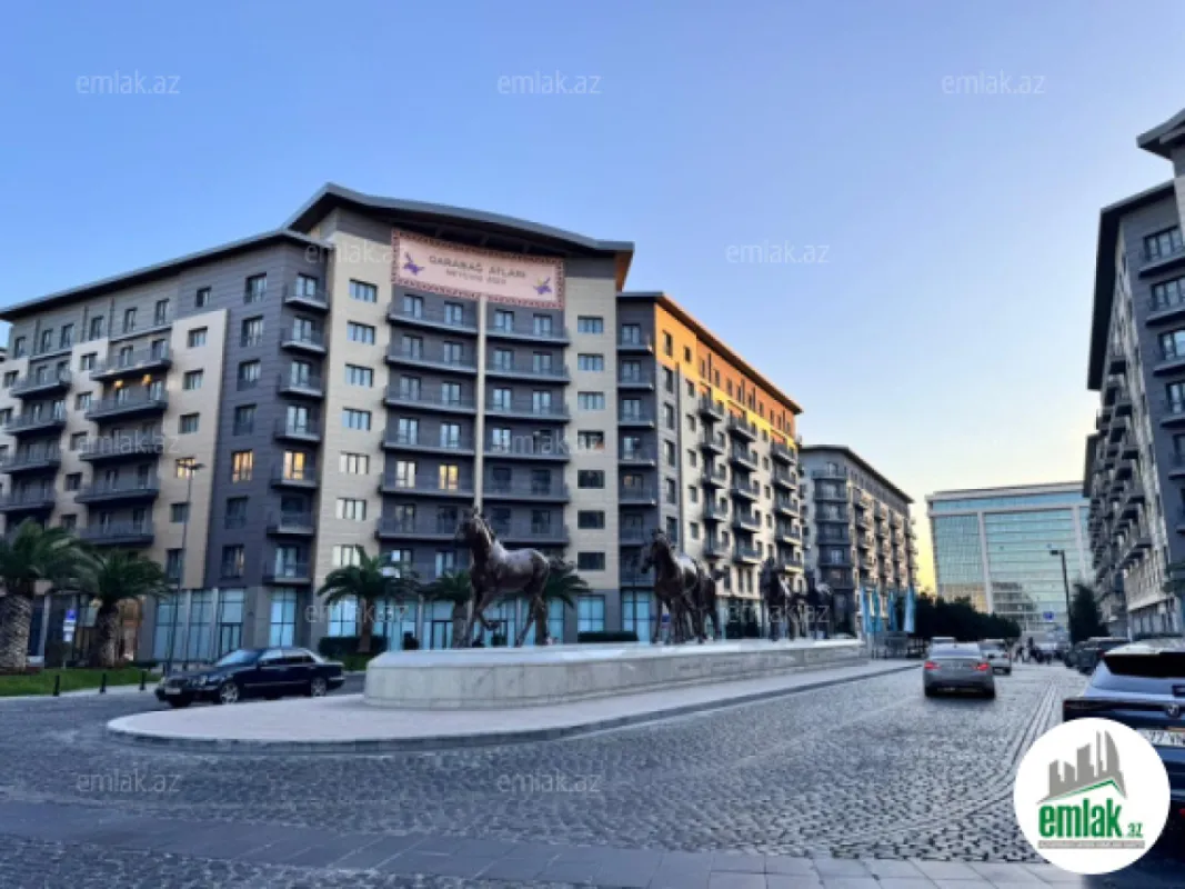Satılır 5 otaqlı yeni tikili 240 m²