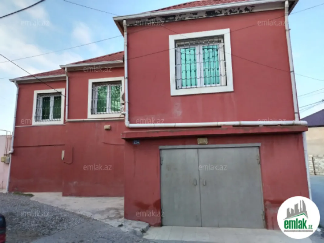 Satılır 9 otaqlı həyət evi 178 m²
