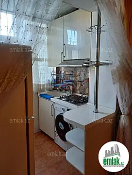 Satılır 1 otaqlı köhnə tikili 40 m²