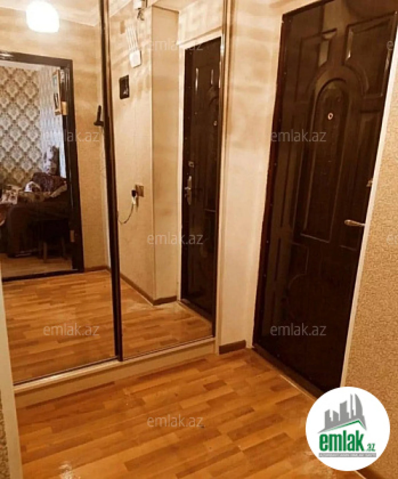 Satılır 1 otaqlı köhnə tikili 40 m²