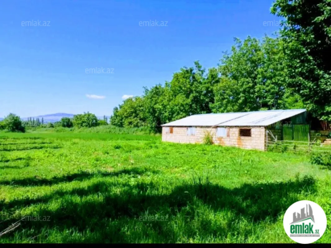 Satılır 1 otaqlı yeni tikili 150 m²