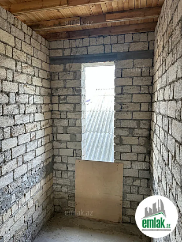 Satılır 6 otaqlı həyət evi 390 m²