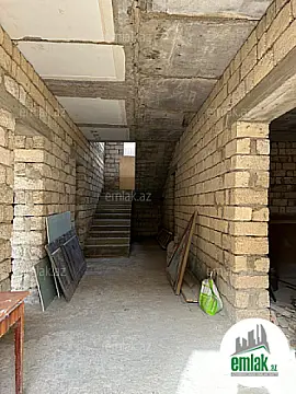 Satılır 6 otaqlı həyət evi 390 m²
