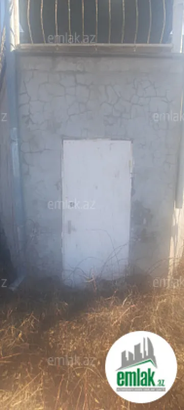 Satılır 5 otaqlı mənzil 200 m²