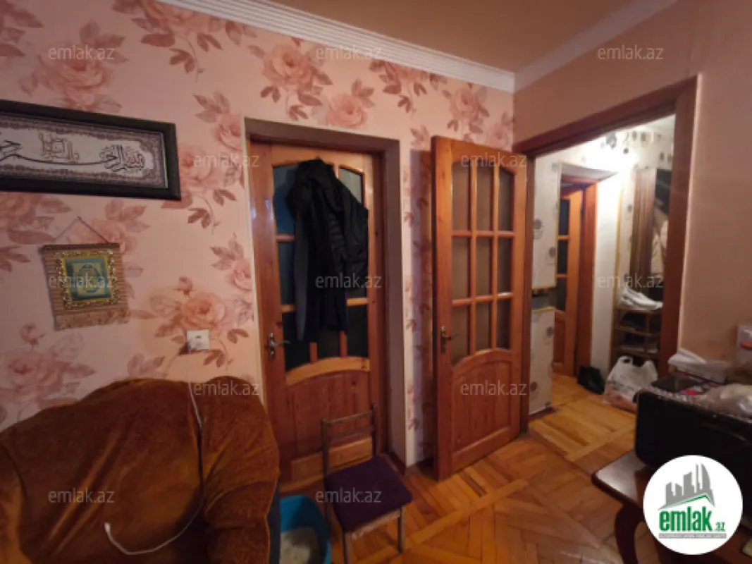 Satılır 3 otaqlı köhnə tikili 69 m²