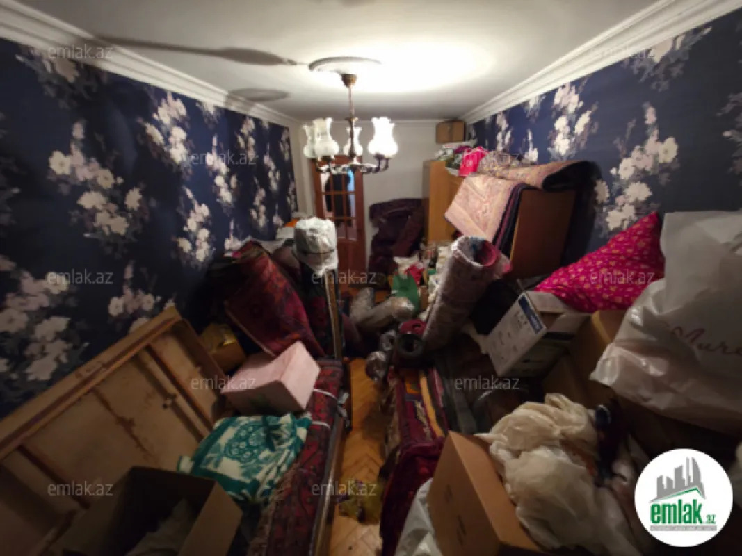 Satılır 3 otaqlı köhnə tikili 69 m²