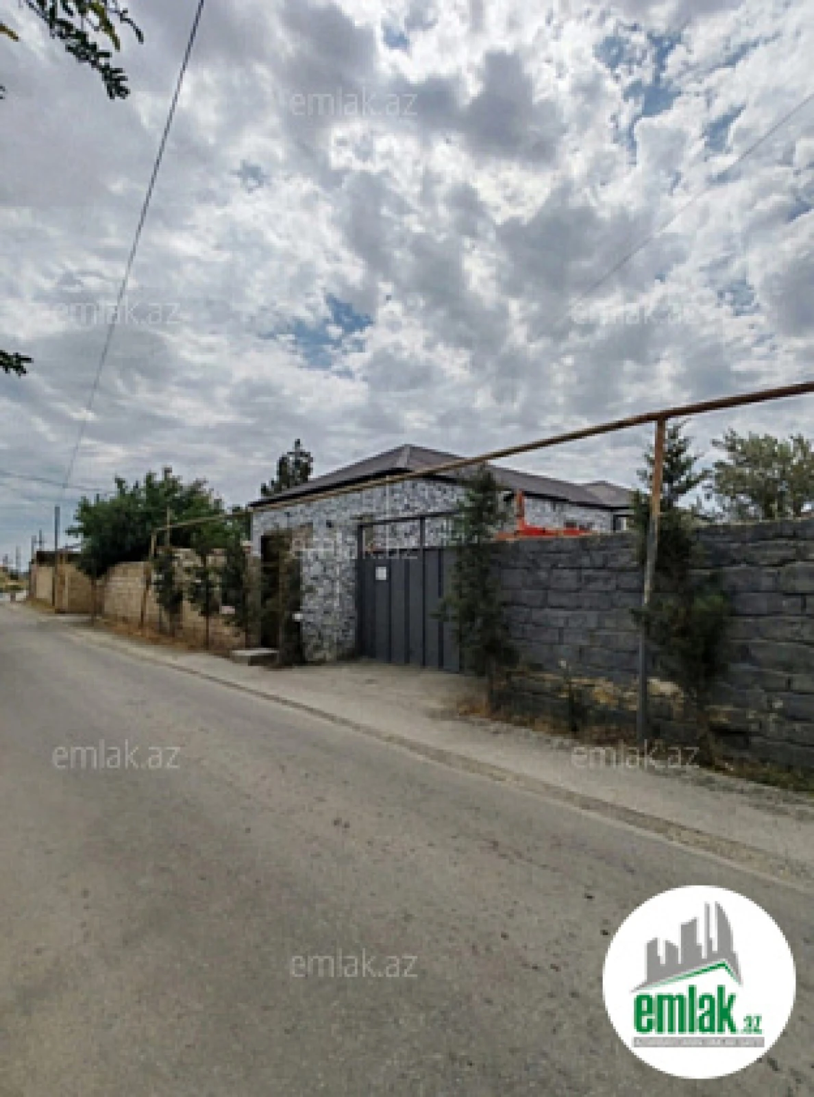 Satılır 3 otaqlı həyət evi 4.5 m²