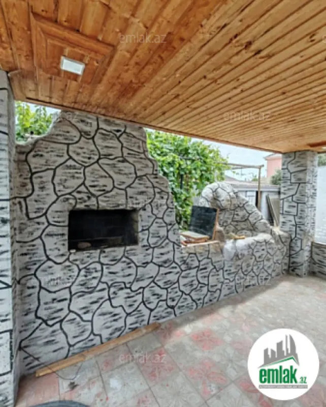 Satılır 3 otaqlı həyət evi 4.5 m²