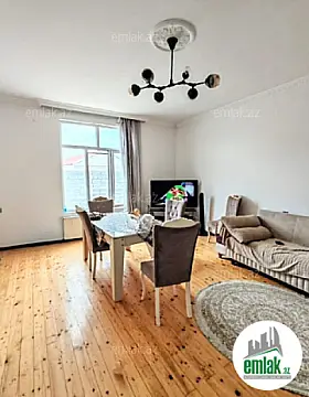 Satılır 3 otaqlı həyət evi 4.5 m²
