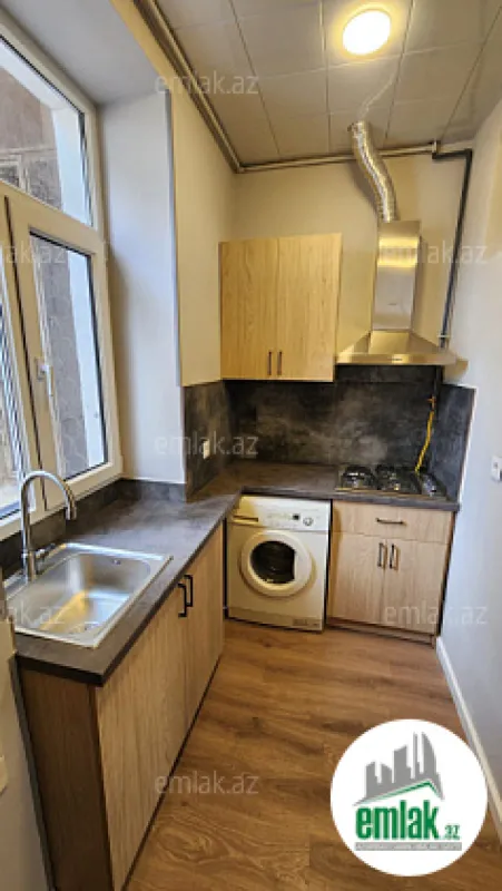 Satılır 2 otaqlı köhnə tikili 55 m²