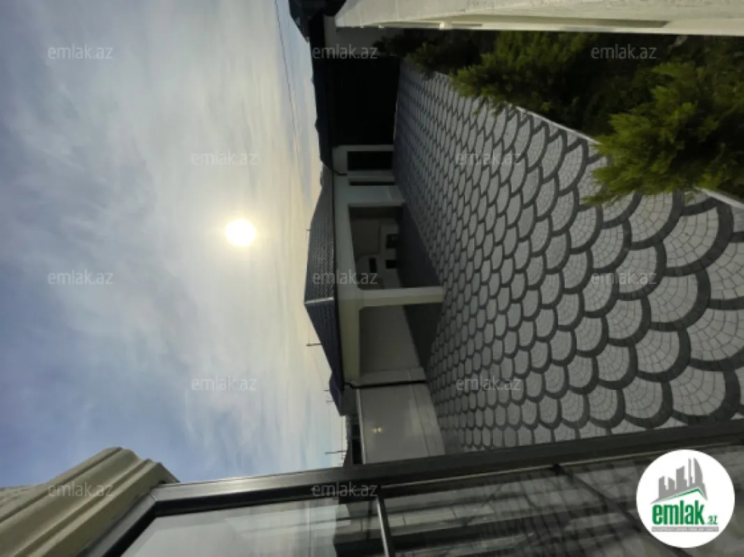 Satılır 5 otaqlı həyət evi 200 m²