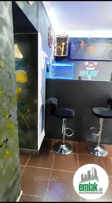 Satılır 5 otaqlı köhnə tikili 45 m²