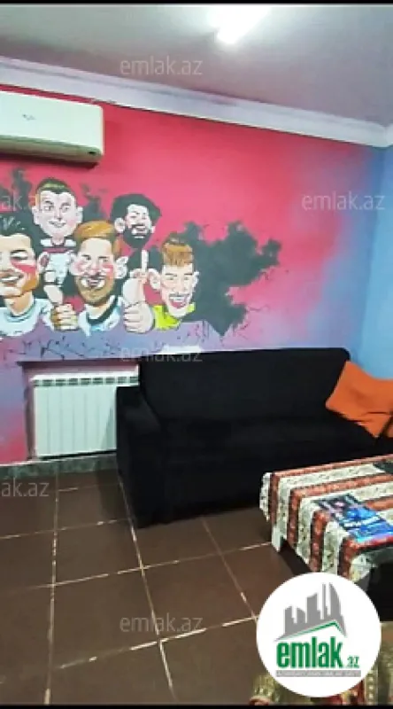Satılır 5 otaqlı köhnə tikili 45 m²