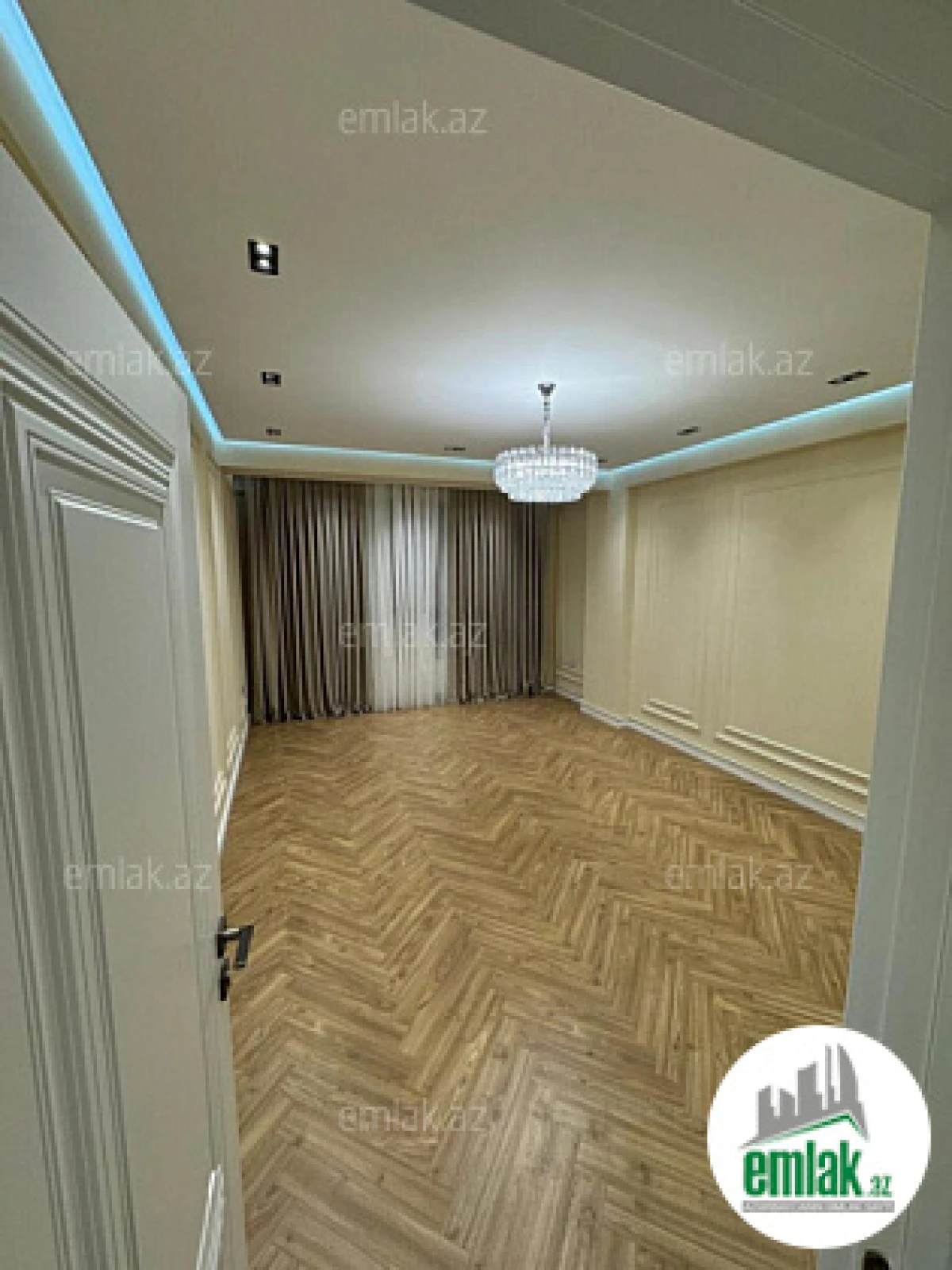 Satılır 2 otaqlı yeni tikili 80 m²