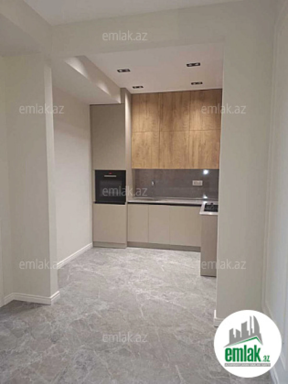 Satılır 2 otaqlı yeni tikili 80 m²