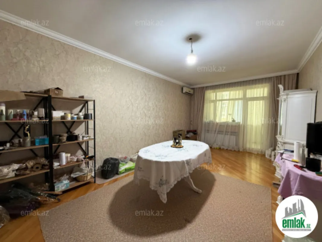 Satılır 3 otaqlı yeni tikili 150 m²