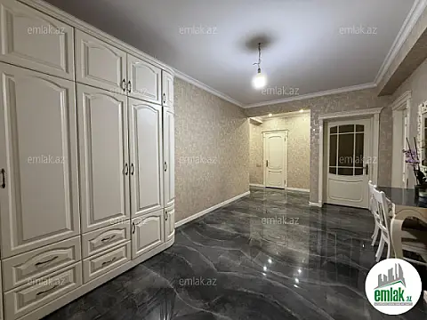 Satılır 3 otaqlı yeni tikili 150 m²