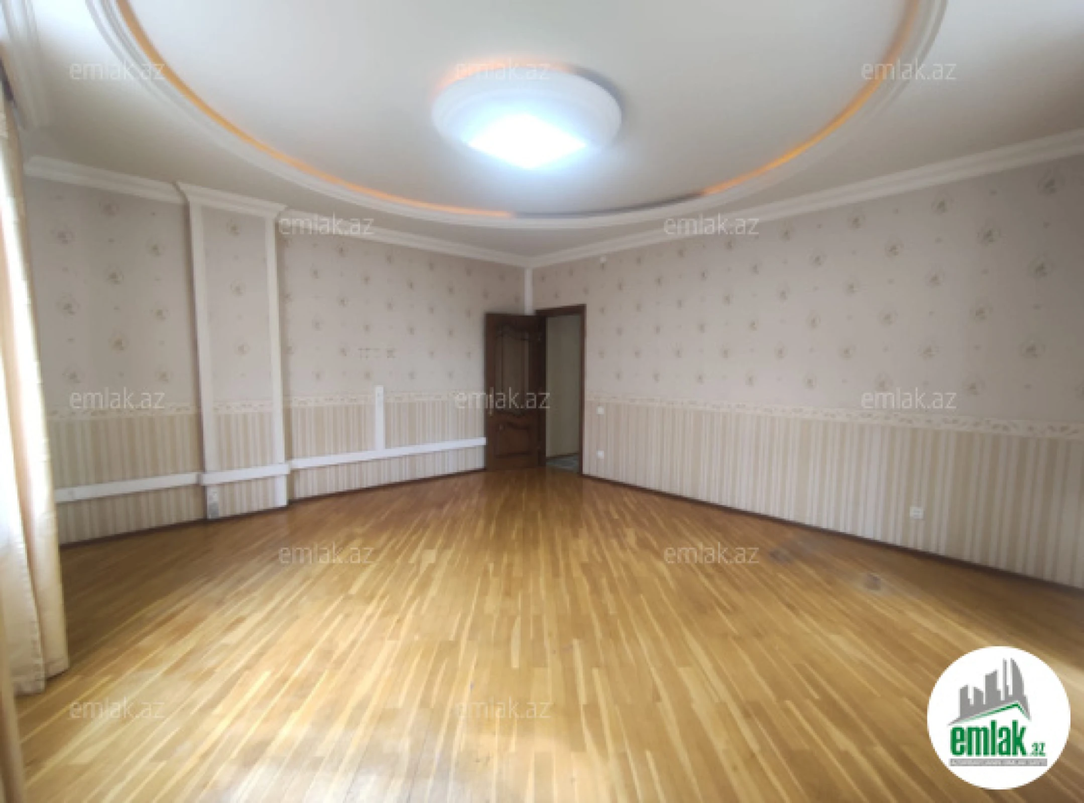 Satılır 3 otaqlı yeni tikili 122 m²