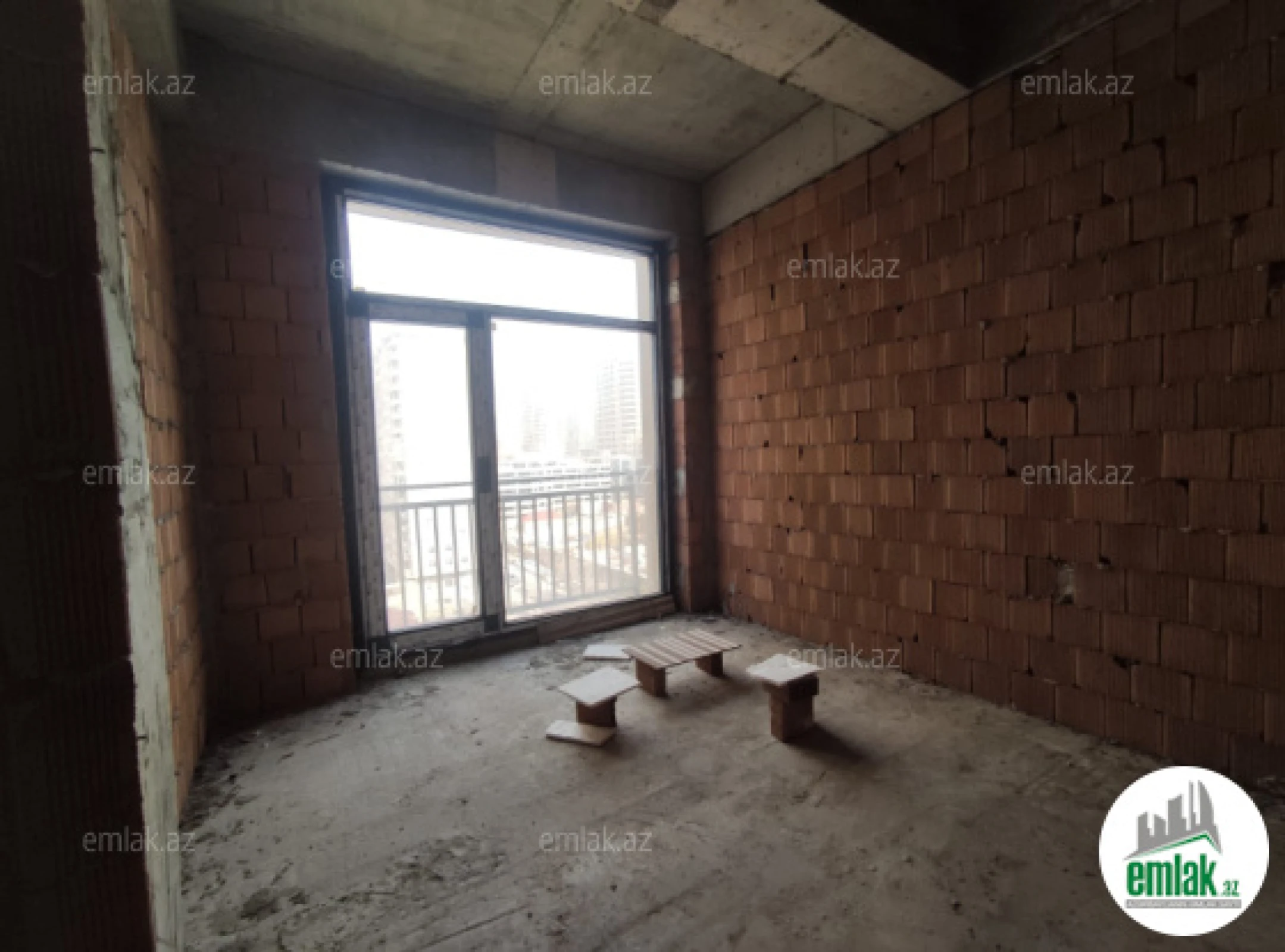 Satılır 3 otaqlı yeni tikili 155 m²