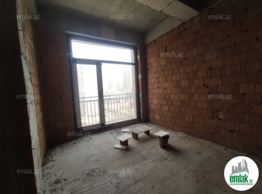 Satılır 3 otaqlı yeni tikili 155 m²