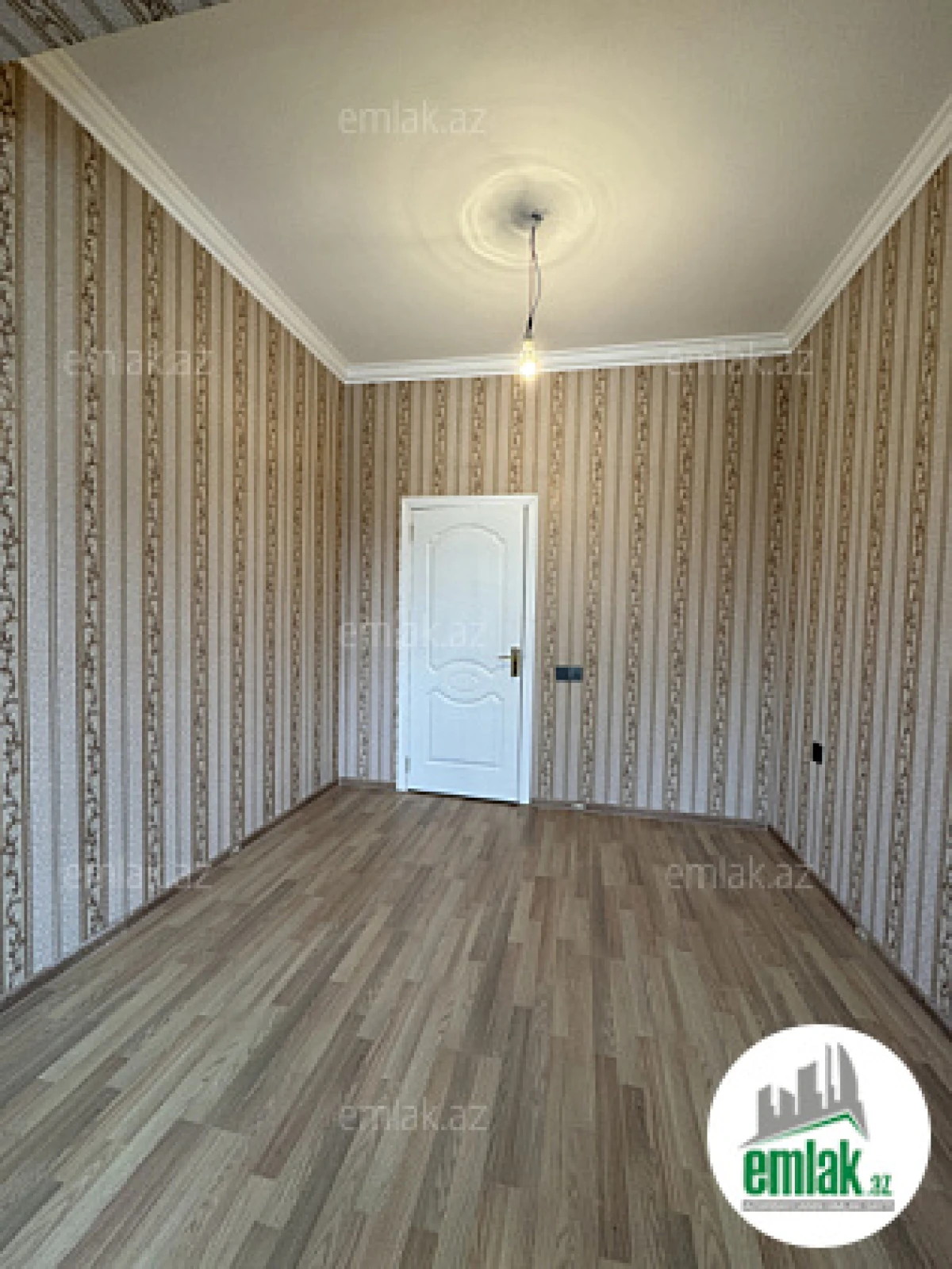 Satılır 3 otaqlı yeni tikili 110 m²