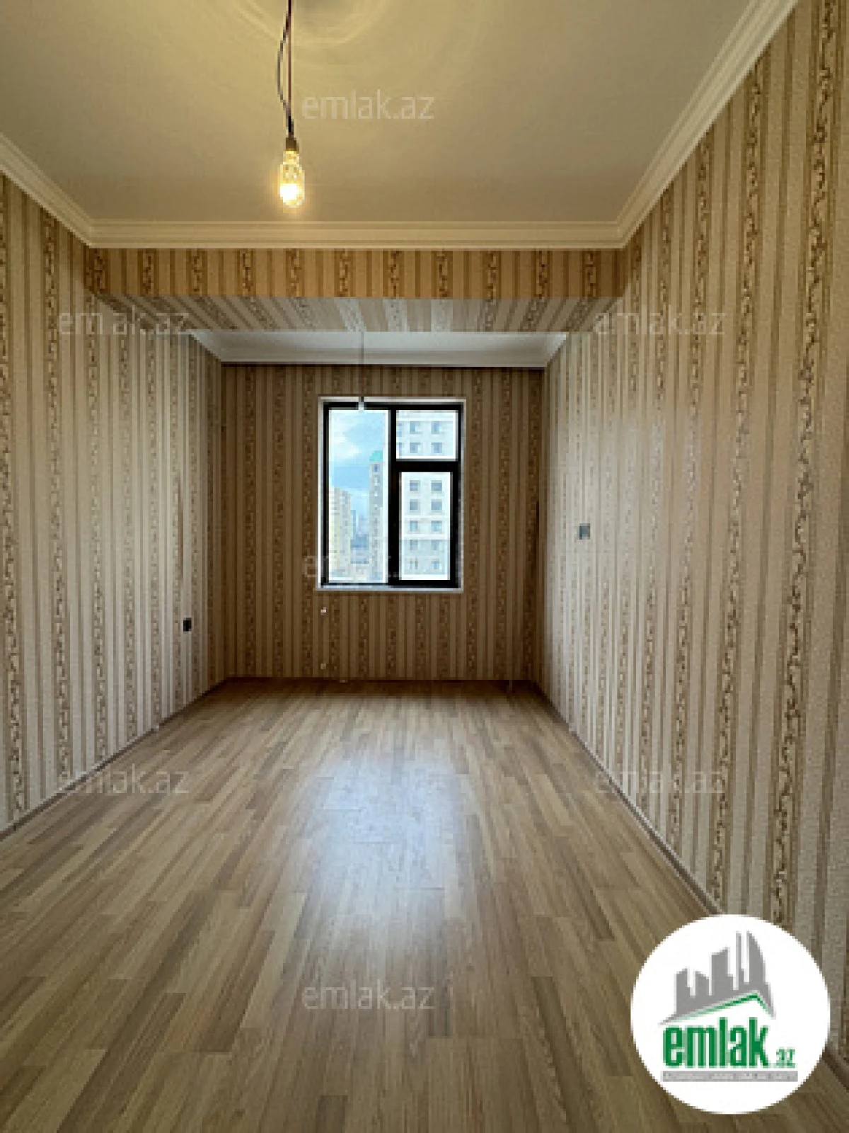 Satılır 3 otaqlı yeni tikili 110 m²
