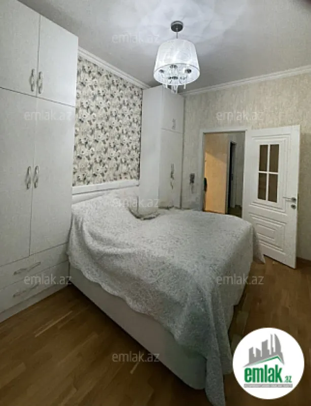 Satılır 3 otaqlı yeni tikili 75 m²